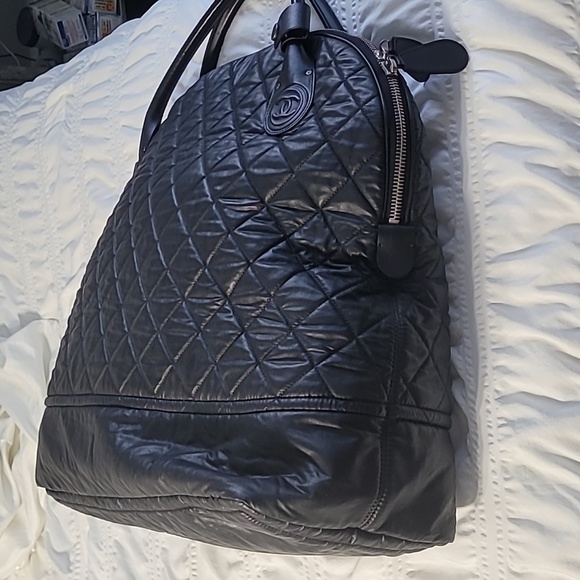 CHANEL Horizontal Sports WeekenderQuilted Travel Bag - Picture 6 of 16